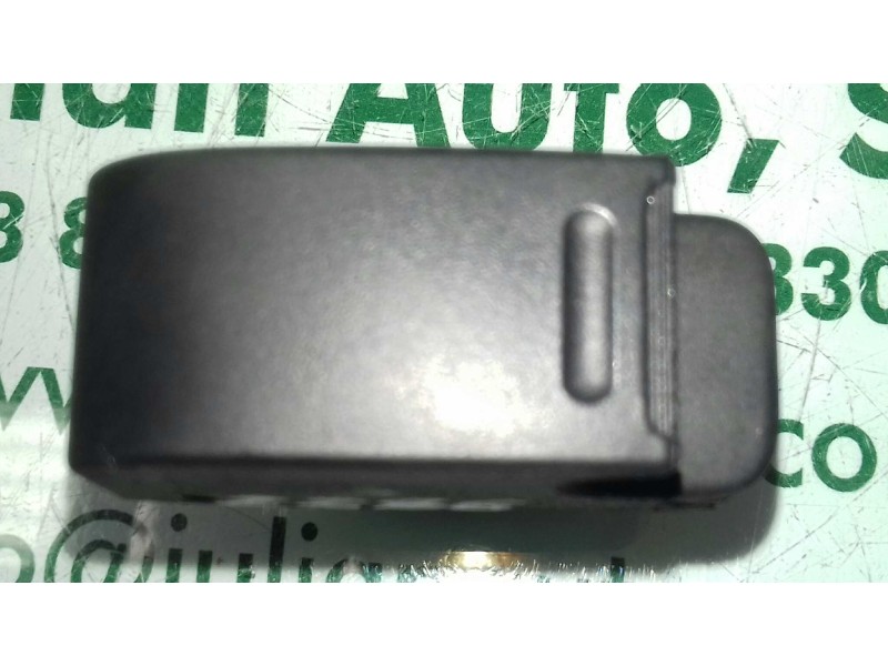 Recambio de mando elevalunas delantero derecho para peugeot 107 urban referencia OEM IAM 646100HC1CA  