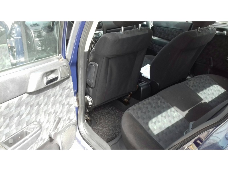 opel astra g berlina del año 2001