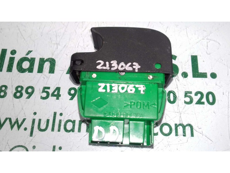Recambio de mando elevalunas delantero derecho para peugeot 107 urban referencia OEM IAM 646100HC1CA  