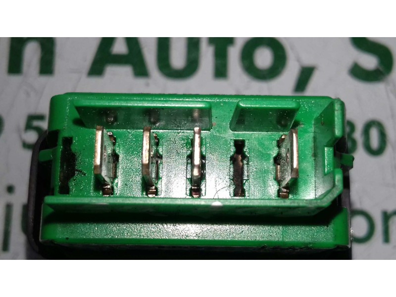 Recambio de mando elevalunas delantero izquierdo para peugeot 107 urban referencia OEM IAM 646100HC1CA  