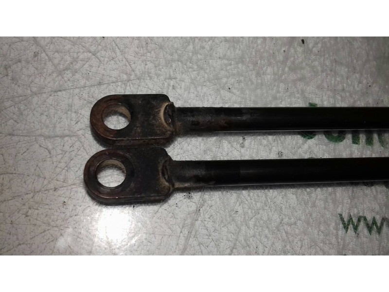 Recambio de amortiguadores maletero / porton para seat malaga 1.5 referencia OEM IAM 39543290  0380N