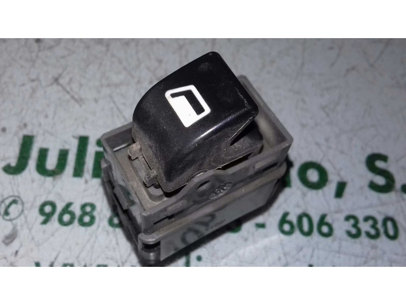 Recambio de mando elevalunas delantero derecho para peugeot 307 (s1) xn referencia OEM IAM 1105  