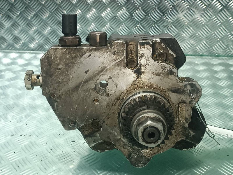 Recambio de depresor freno / bomba vacio para smart forfour cdi (50kw) referencia OEM IAM A6400700601 0445010096 BOSCH