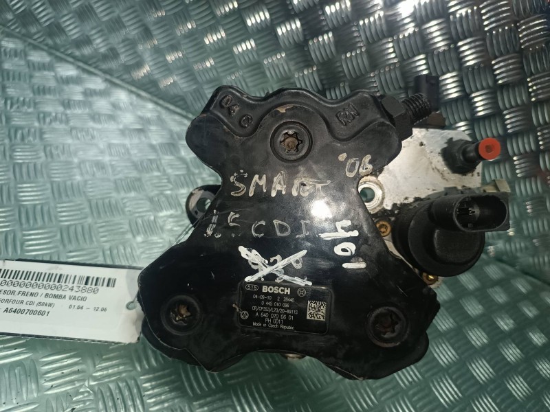 Recambio de depresor freno / bomba vacio para smart forfour cdi (50kw) referencia OEM IAM A6400700601 0445010096 BOSCH