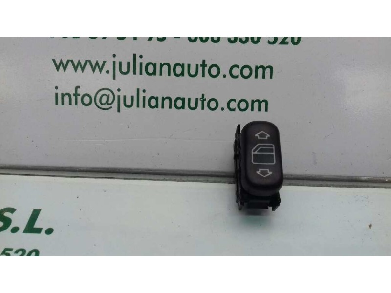 Recambio de mando elevalunas trasero izquierdo para mercedes-benz clase a (w168) referencia OEM IAM 2108208210 03100550  Recambio de mando elevalunas trasero izquierdo para mercedes-benz clase a (w168) referencia OEM IAM 2108208210 03100550