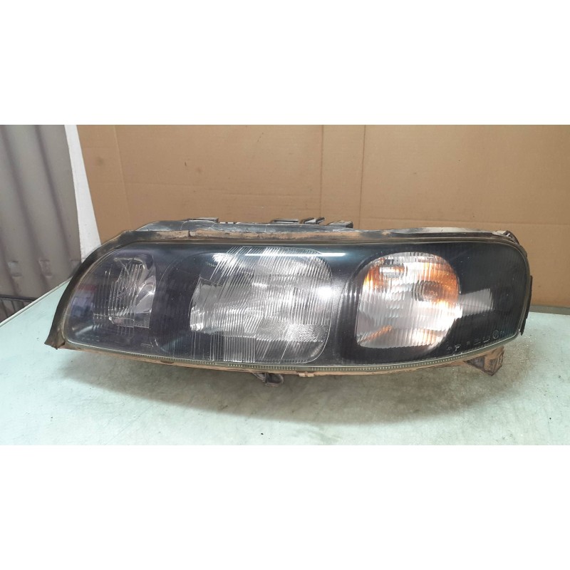 Recambio de faro izquierdo para volvo s60 berlina 2.4 d referencia OEM IAM 8659606 89006822 