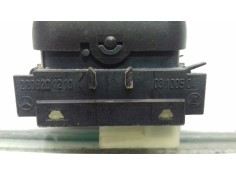 Recambio de mando elevalunas trasero derecho para mercedes-benz clase s (w220) berlina referencia OEM IAM 2208201210 03100504  2