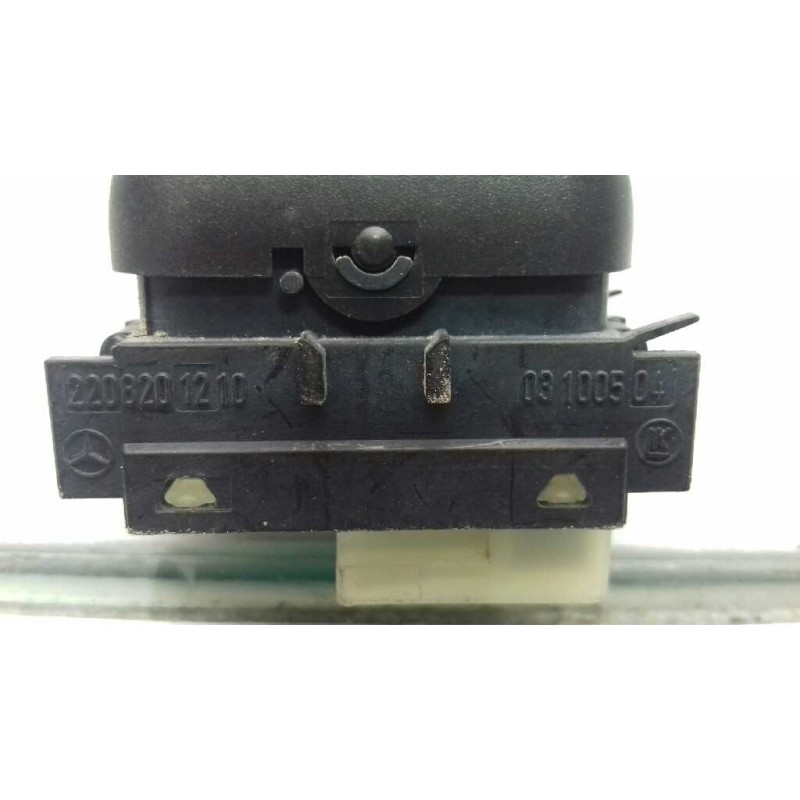 Recambio de mando elevalunas trasero derecho para mercedes-benz clase s (w220) berlina referencia OEM IAM 2208201210 03100504 