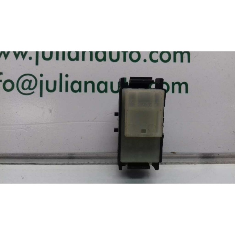 Recambio de mando elevalunas trasero derecho para mercedes-benz clase s (w220) berlina referencia OEM IAM 2208201210 03100504 