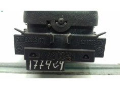 Recambio de mando elevalunas trasero derecho para mercedes-benz clase a (w168) referencia OEM IAM 2108208210 03100550  2