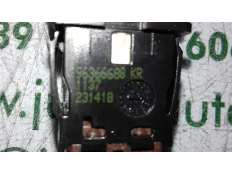 Recambio de warning para peugeot 307 (s1) xn referencia OEM IAM 96366688KR  