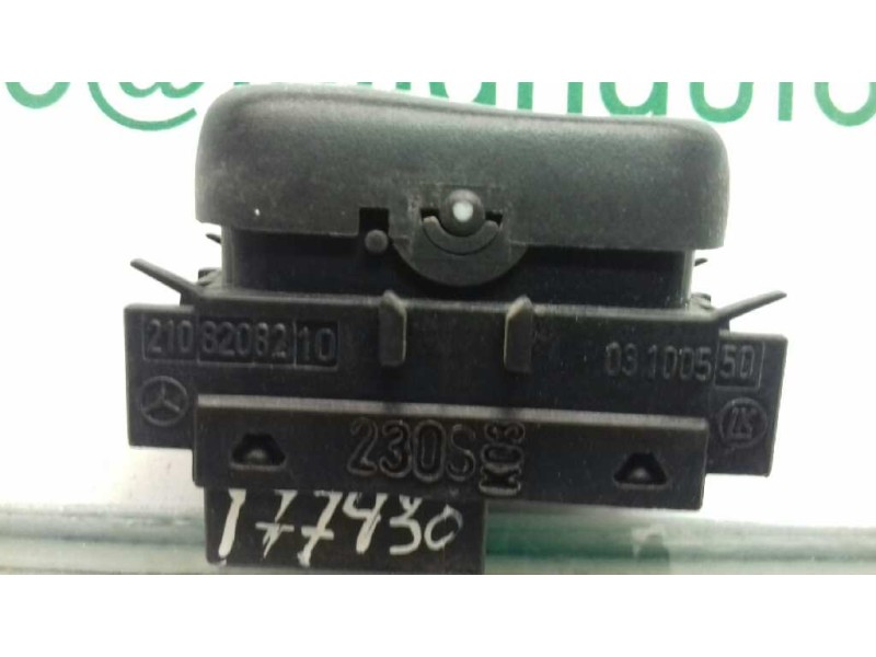 Recambio de mando elevalunas trasero izquierdo para mercedes-benz clase a (w168) referencia OEM IAM 2108208210 03100550 