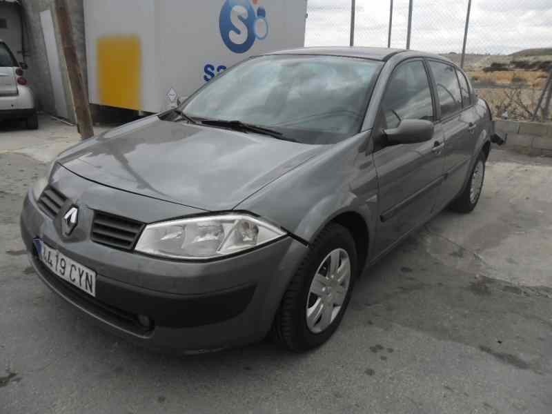 renault megane ii classic berlina del año 2004