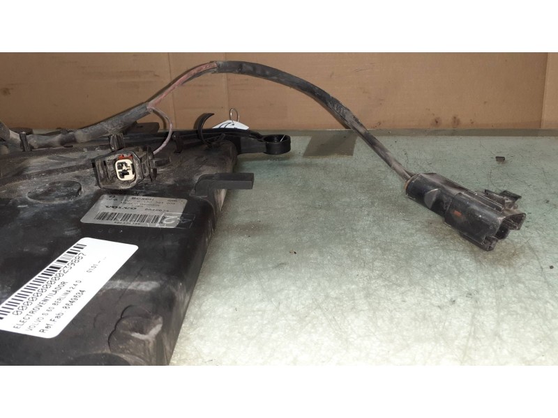 Recambio de electroventilador para volvo s60 berlina 2.4 d referencia OEM IAM 8649634 0130303909 1137328081