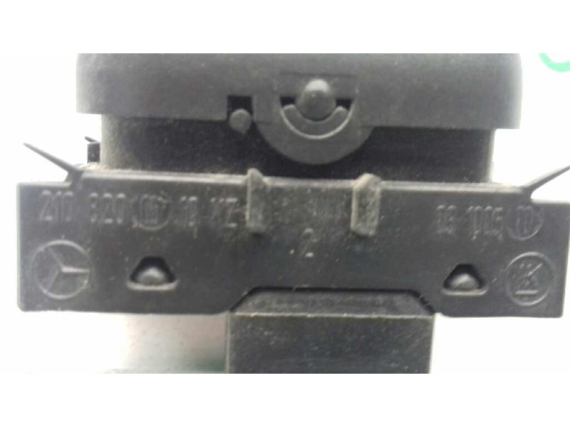 Recambio de mando elevalunas trasero izquierdo para mercedes-benz clase e (w210) berlina diesel referencia OEM IAM 2108200510  