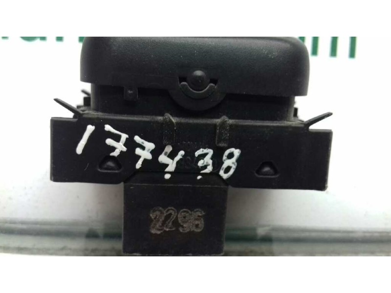 Recambio de mando elevalunas trasero izquierdo para mercedes-benz clase e (w210) berlina diesel referencia OEM IAM 2108200510  