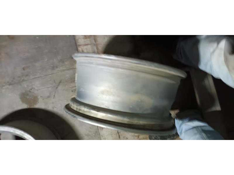 Recambio de juego llantas para seat leon (1m1) signo referencia OEM IAM 1M0601025F 7JX16H2 ET 42