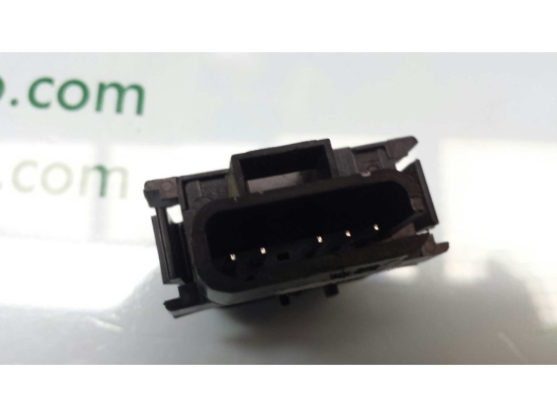Recambio de interruptor para mercedes-benz clase m (w163) referencia OEM IAM 1638200210  ASIENTO CALEFAC
