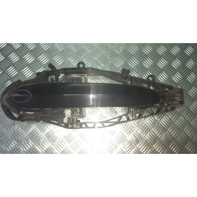 Recambio de maneta exterior delantera izquierda para bmw serie 1 lim. (f40) 118i referencia OEM IAM 988177702  01030737003