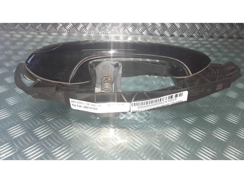 Recambio de maneta exterior delantera izquierda para bmw serie 1 lim. (f40) 118i referencia OEM IAM 988177702  01030737003