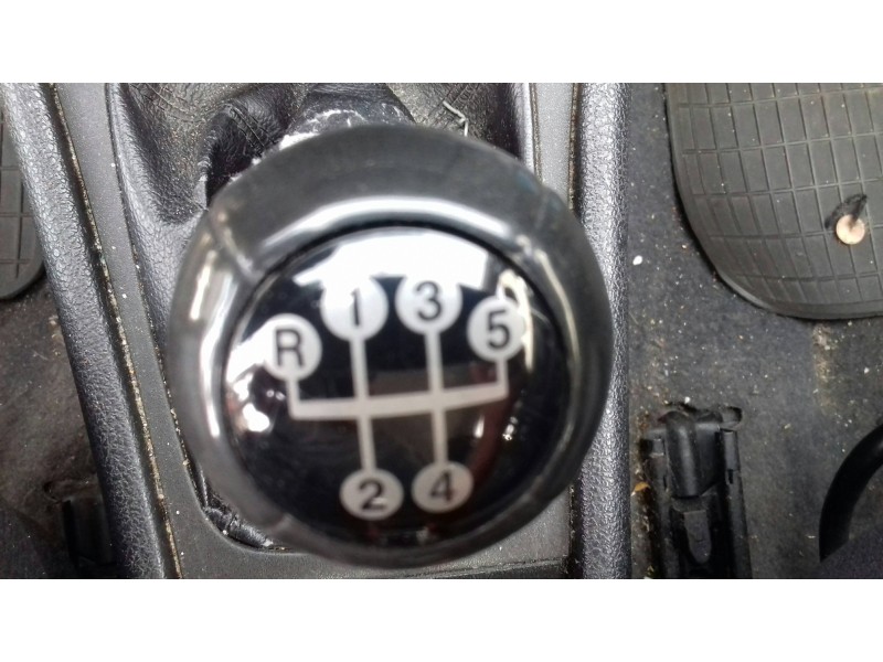 opel astra g berlina del año 2001