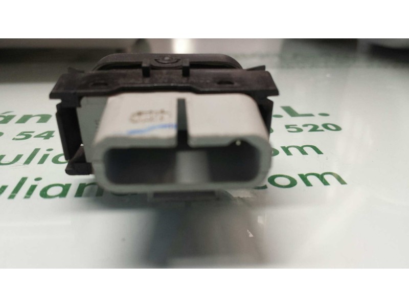Recambio de interruptor para mercedes-benz clase m (w163) referencia OEM IAM 1638203410  LIMPIA LUNA