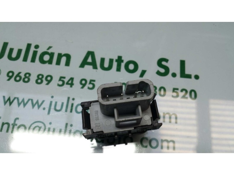 Recambio de interruptor para mercedes-benz clase m (w163) referencia OEM IAM 1638203410  LIMPIA LUNA