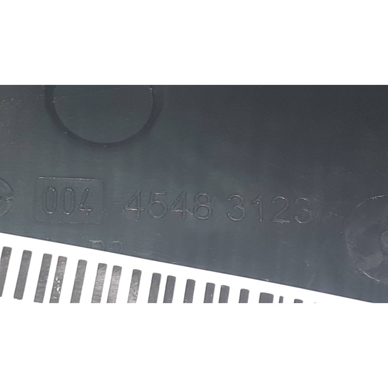 Recambio de cerradura puerta trasera derecha para bmw serie 1 lim. (f40) 118i referencia OEM IAM 45483123 744504610 A046465