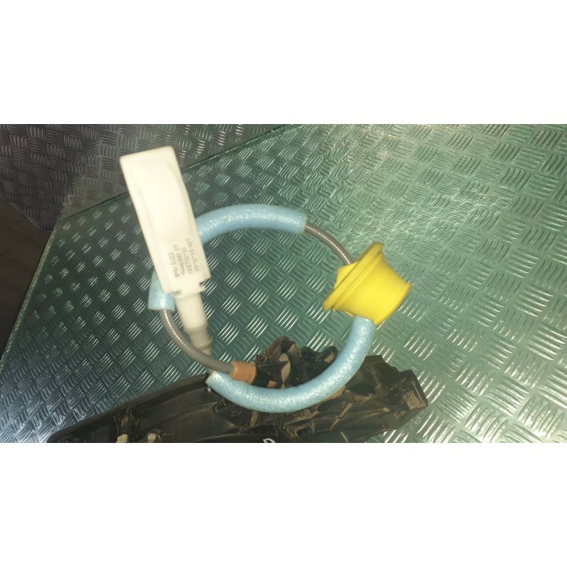 Recambio de cerradura puerta trasera derecha para bmw serie 1 lim. (f40) 118i referencia OEM IAM 45483123 744504610 A046465