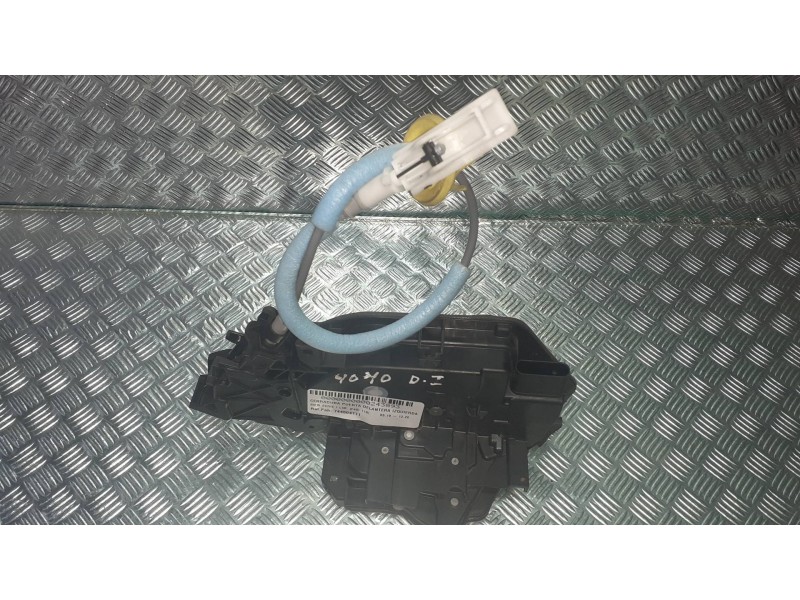 Recambio de cerradura puerta delantera izquierda para bmw serie 1 lim. (f40) 118i referencia OEM IAM 744504111 744504111 4541312