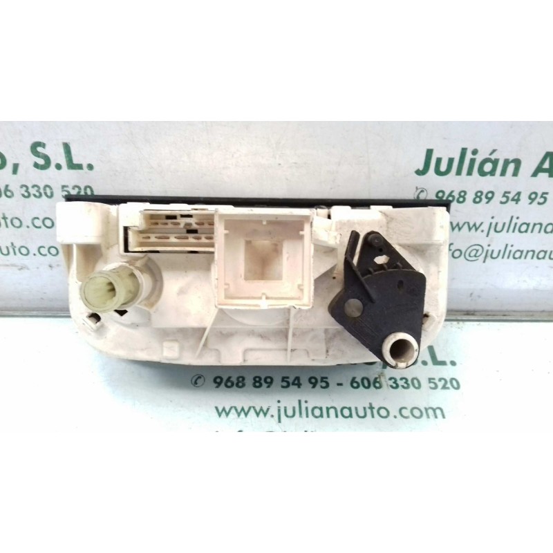 Recambio de mando calefaccion / aire acondicionado para opel corsa c essentia referencia OEM IAM 031110H  VALEO