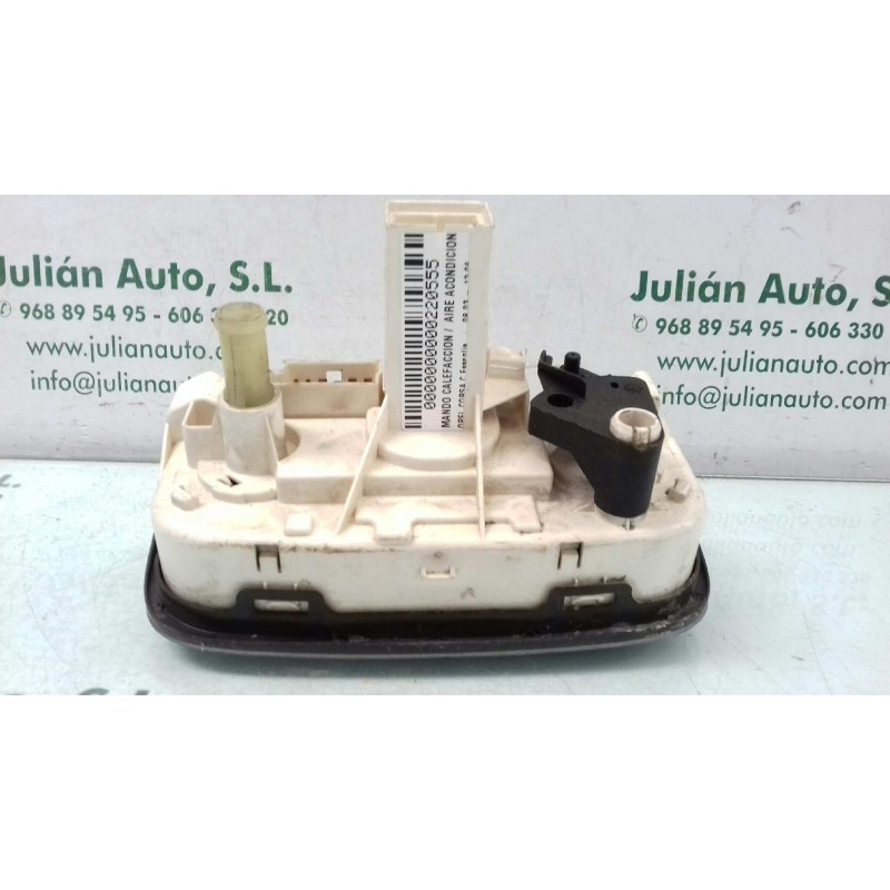 Recambio de mando calefaccion / aire acondicionado para opel corsa c essentia referencia OEM IAM 031110H  VALEO