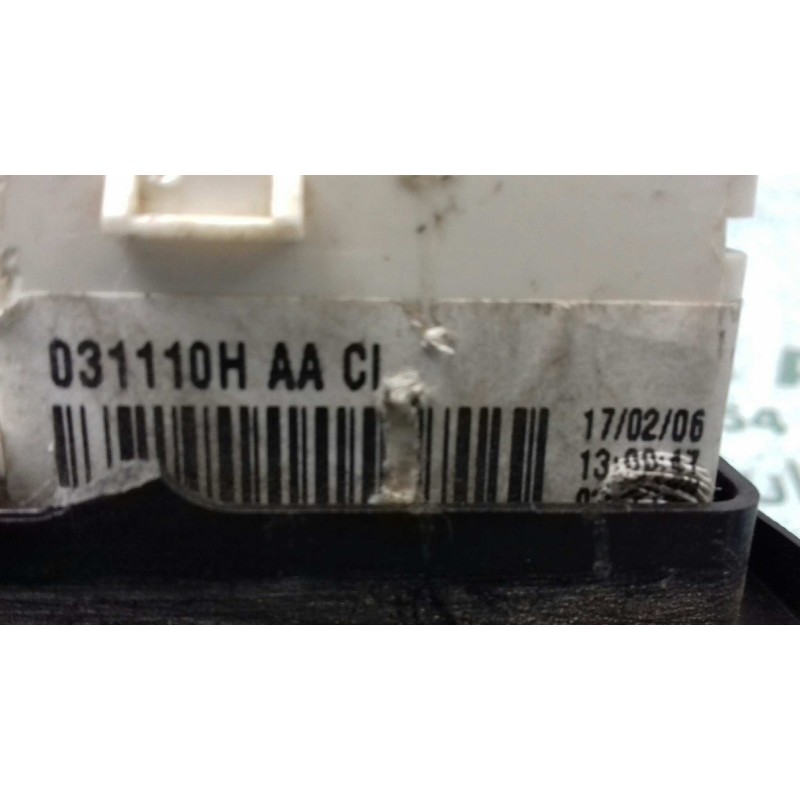 Recambio de mando calefaccion / aire acondicionado para opel corsa c essentia referencia OEM IAM 031110H  VALEO