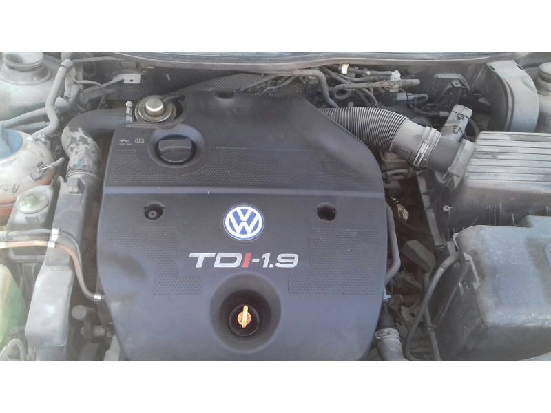 volkswagen golf iv berlina (1j1) del año 2003