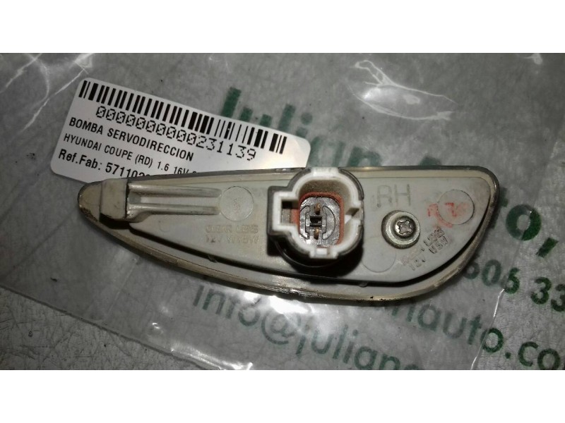 Recambio de piloto lateral derecho para hyundai i20 classic referencia OEM IAM 923021J0  2 PINES