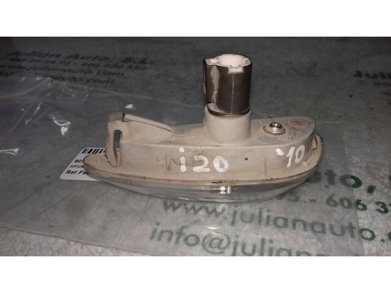 Recambio de piloto lateral derecho para hyundai i20 classic referencia OEM IAM 923021J0  2 PINES