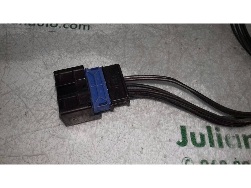 Recambio de piloto trasero derecho para citroen c4 berlina vtr plus referencia OEM IAM 9655863980 79998D VISTEON