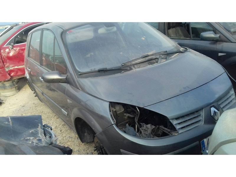 renault scenic ii del año 2004