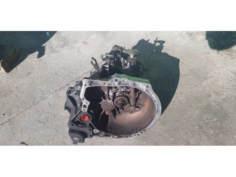 Recambio de caja cambios para peugeot 107 urban referencia OEM IAM 20TT03 20TT031666593 5 VELOCIDADES