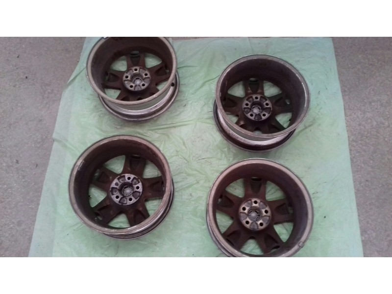 Recambio de juego llantas para seat leon (1m1) stella referencia OEM IAM 1M0601 6XJ15H2 ET 38