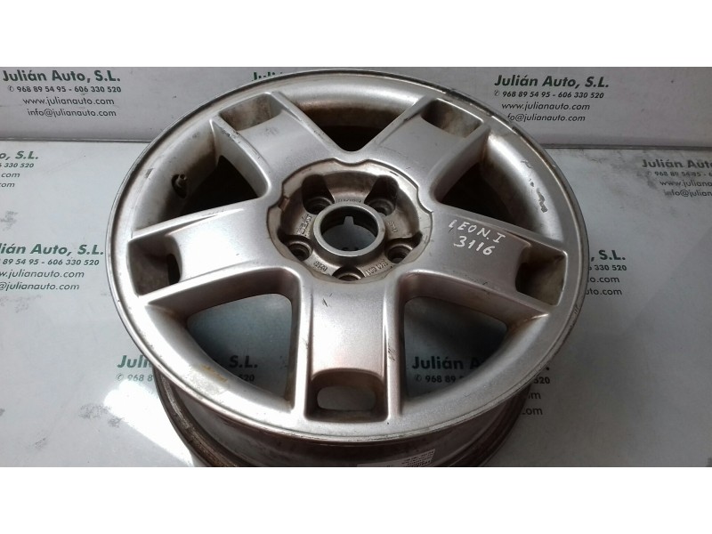 Recambio de llanta para seat leon (1m1) sport referencia OEM IAM 1M0601 6Jx15H2 ET 38