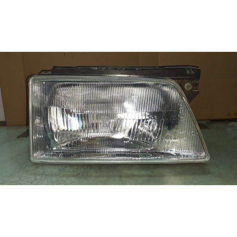 Recambio de faro derecho para opel kadett e cup lim. referencia OEM IAM 90008020 03754748 