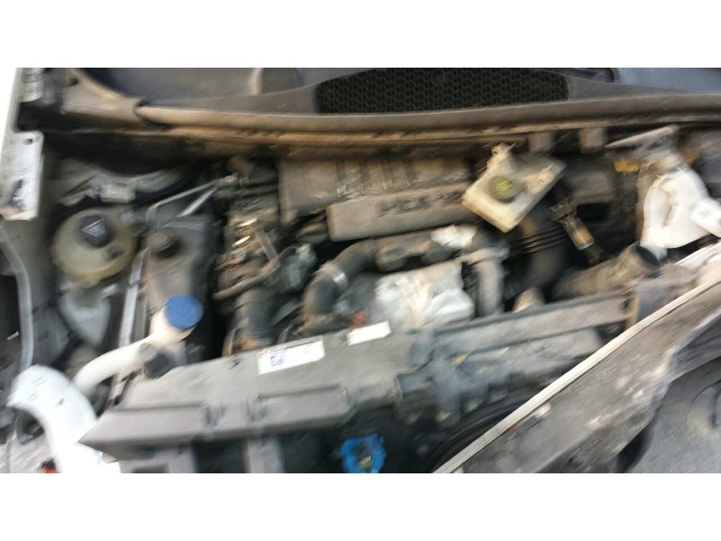 peugeot partner kombi del año 2010