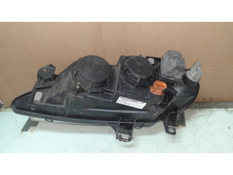 Recambio de faro derecho para renault megane i classic (la0) 1.9 dti alize referencia OEM IAM 7701047180  VALEO