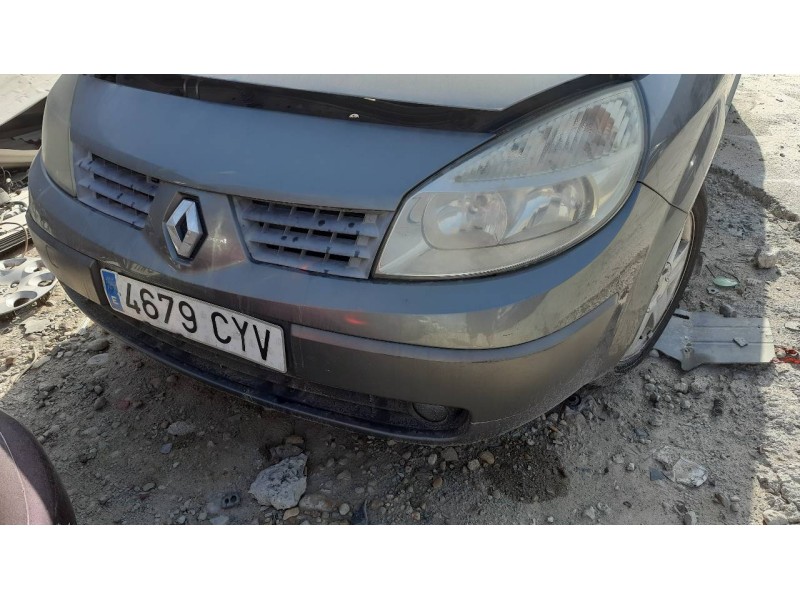 renault scenic ii del año 2004