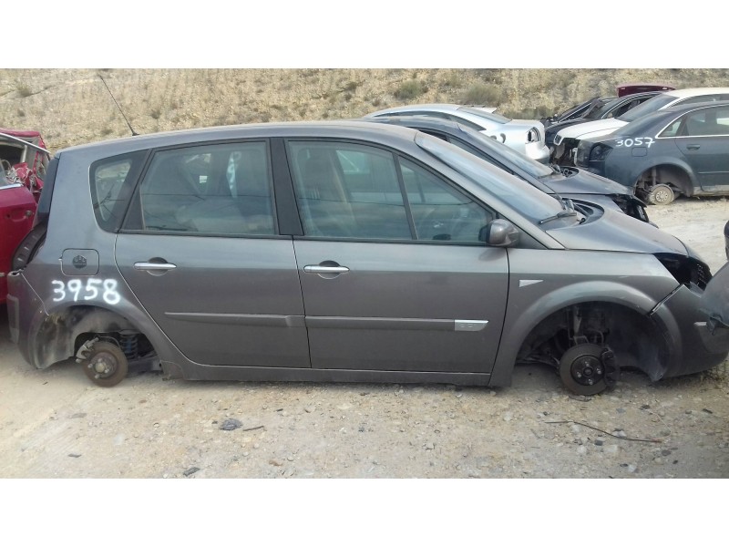 renault scenic ii del año 2004