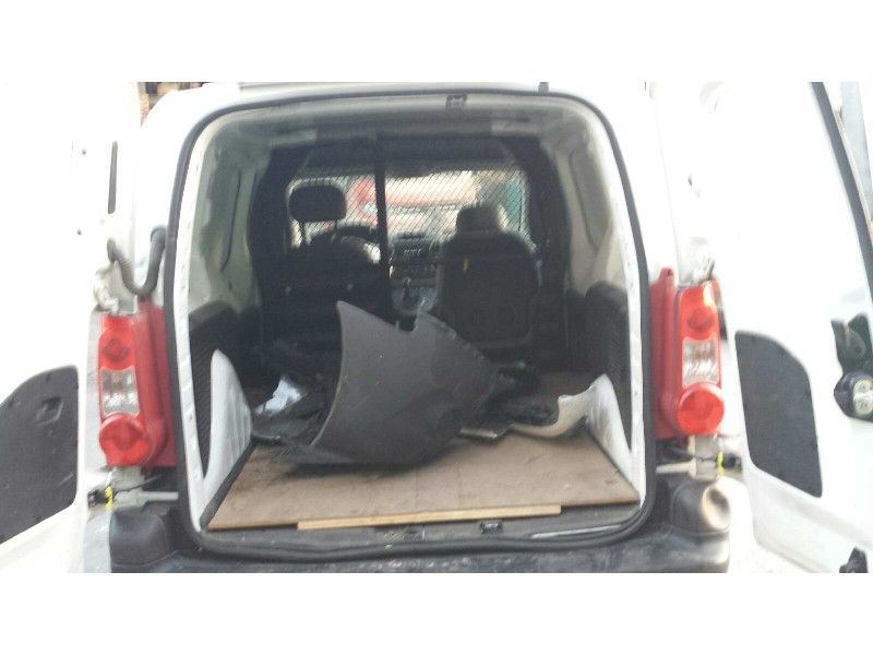 peugeot partner kombi del año 2010