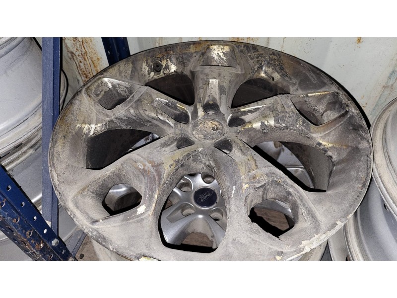 Recambio de juego llantas para ford kuga (cbv) aut.4wd referencia OEM IAM 8V4J-CB 8JX19H2 