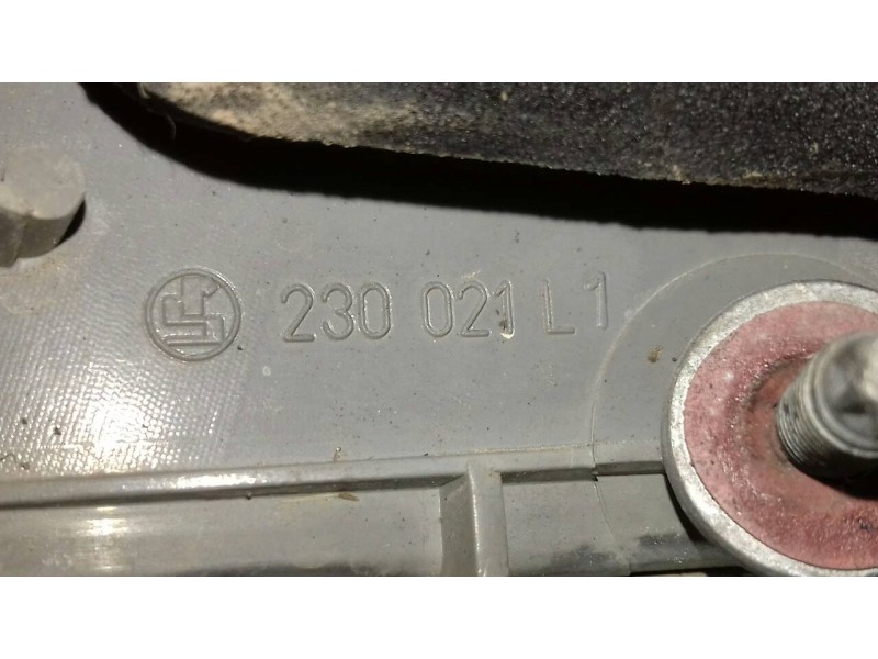Recambio de piloto trasero izquierdo para bmw serie 3 berlina (e46) 330d referencia OEM IAM 230021L  ALETA