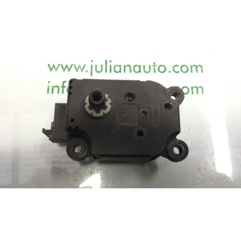 Recambio de motor calefaccion para mercedes-benz clase c (w203) berlina referencia OEM IAM A2038201642 EAB501 BEHR